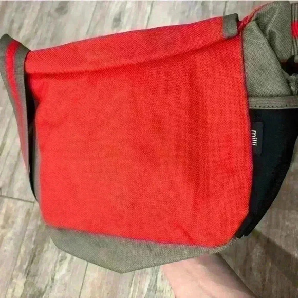 Sherpani red purse - Picture 2 of 7